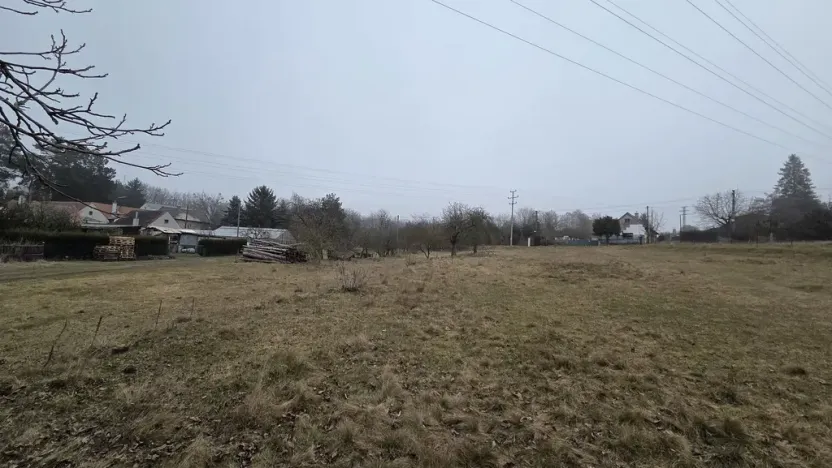 Prodej pozemku, Mělník, 1722 m2