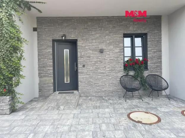 Pronájem bytu 2+kk, Nupaky, 30 m2