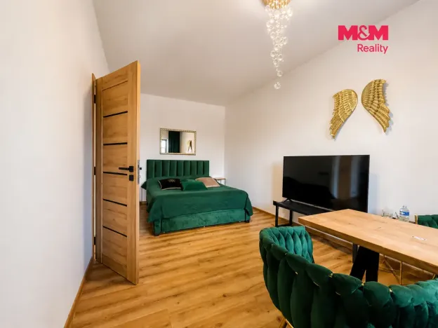 Pronájem bytu 2+kk, Nupaky, 30 m2