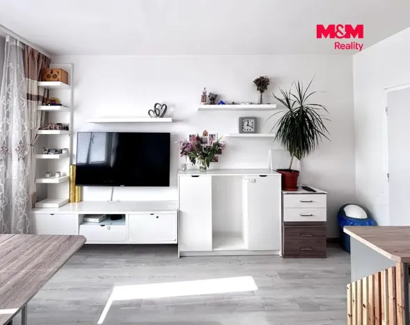 Pronájem bytu 2+kk, Česká Lípa, Hradecká, 40 m2