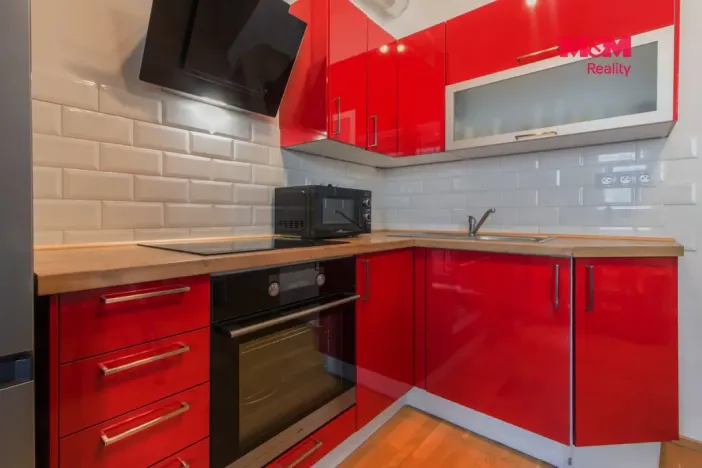 Pronájem bytu 2+kk, Praha, Argentinská, 40 m2