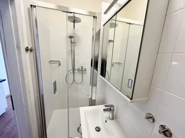 Pronájem bytu 1+1, Praha - Smíchov, Rozkošného, 35 m2