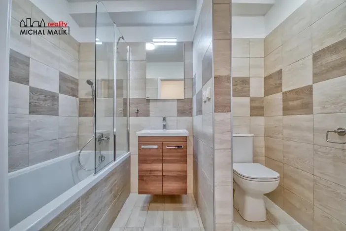 Pronájem bytu 2+1, Hranice, Cementářské sídliště, 56 m2