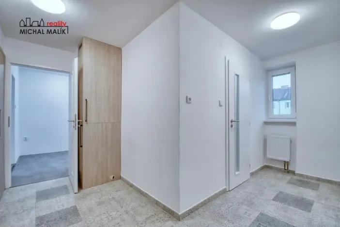 Pronájem bytu 2+1, Hranice, Cementářské sídliště, 56 m2