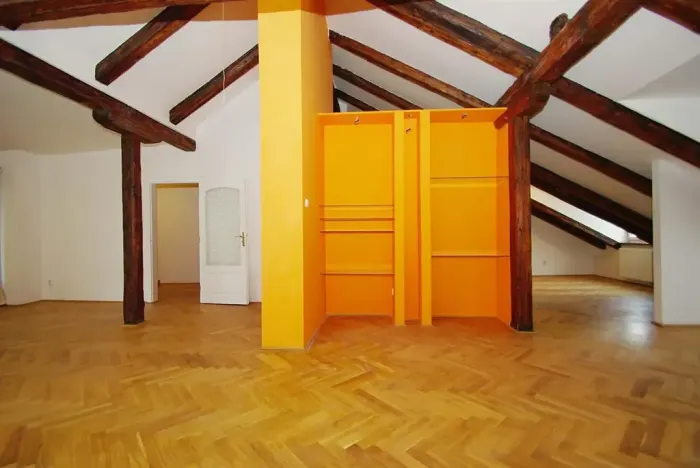 Pronájem atypického bytu, Praha - Smíchov, Viktora Huga, 164 m2