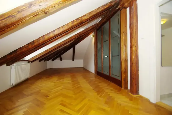Pronájem atypického bytu, Praha - Smíchov, Viktora Huga, 164 m2
