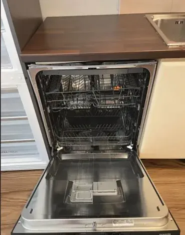 Pronájem bytu 2+kk, Praha - Troja, Krosenská, 45 m2