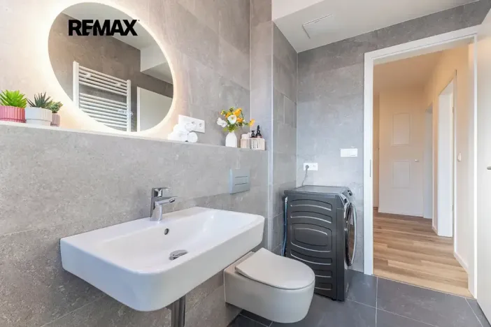 Pronájem bytu 2+kk, Praha - Hlubočepy, Divíškové, 53 m2