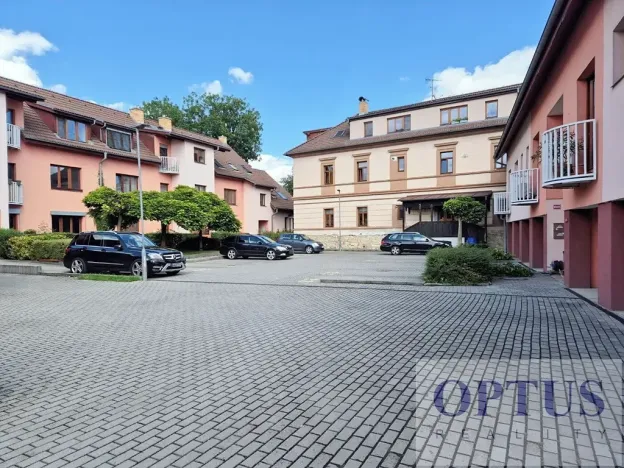 Pronájem bytu 4+kk, Horoměřice, Politických vězňů, 78 m2