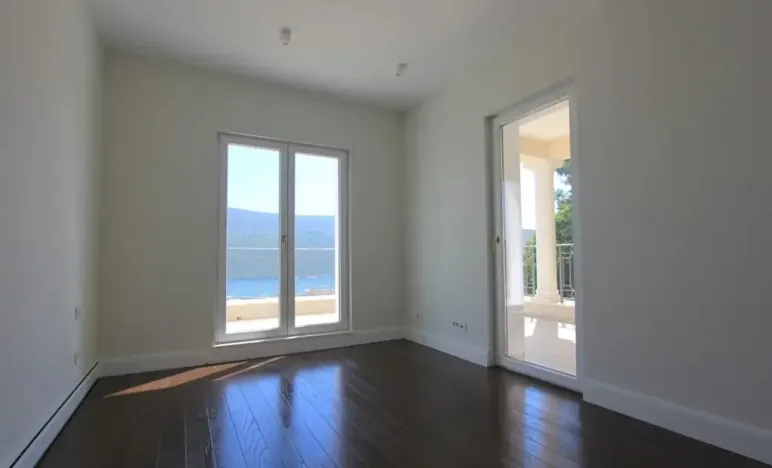 Prodej bytu 4+kk, Đenovići, Černá Hora, 125 m2