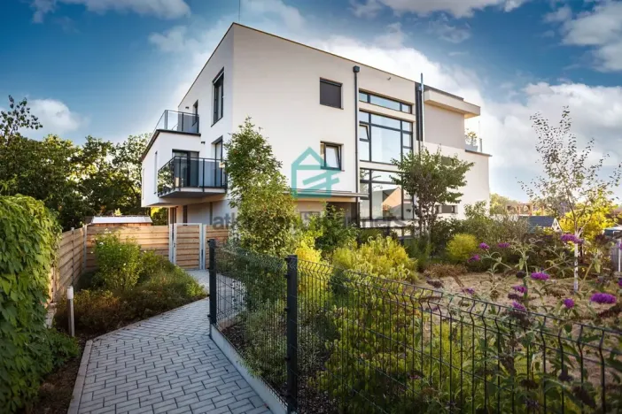 Prodej bytu 1+kk, Hluboká nad Vltavou, Munická, 34 m2