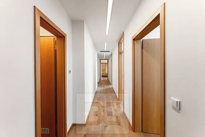 Prodej bytu 6+kk a větší, Praha - Břevnov, Kukulova, 230 m2
