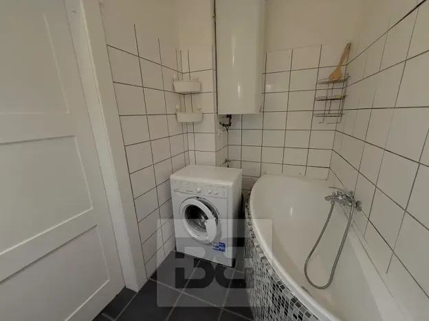 Pronájem bytu 2+kk, Praha - Žižkov, Radhošťská, 47 m2