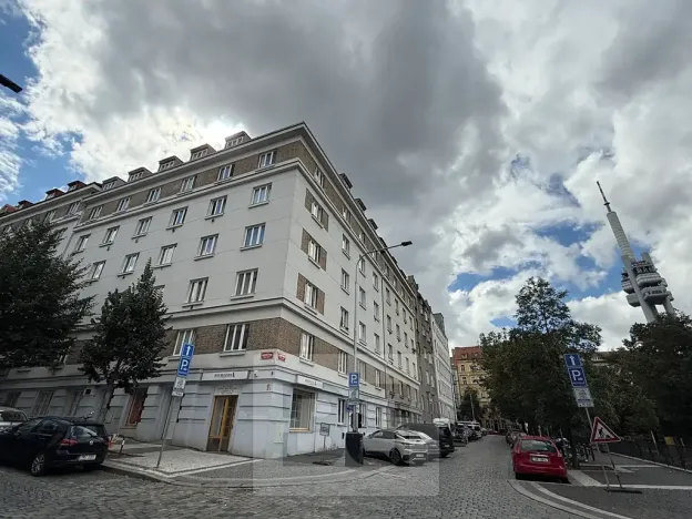 Pronájem bytu 2+kk, Praha - Žižkov, Radhošťská, 47 m2