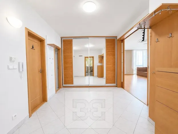 Pronájem bytu 3+kk, Břeclav, Husova, 100 m2