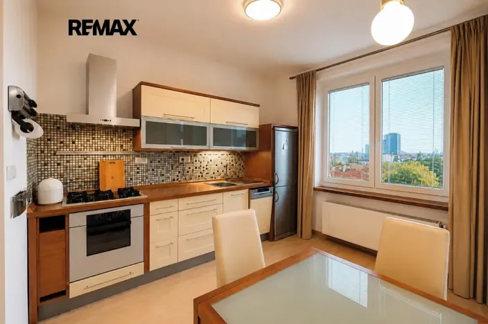 Pronájem bytu 2+kk, Praha - Podolí, Na Klaudiánce, 78 m2