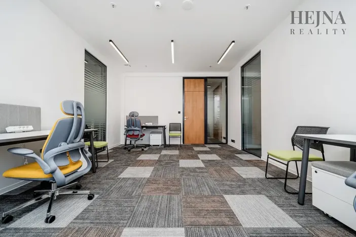 Pronájem kanceláře, Ostrava, náměstí Dr. E. Beneše, 62 m2