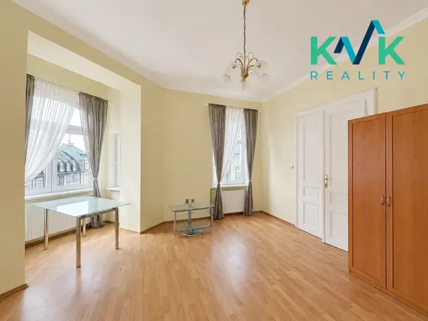 Pronájem bytu 2+1, Karlovy Vary, Zeyerova, 74 m2