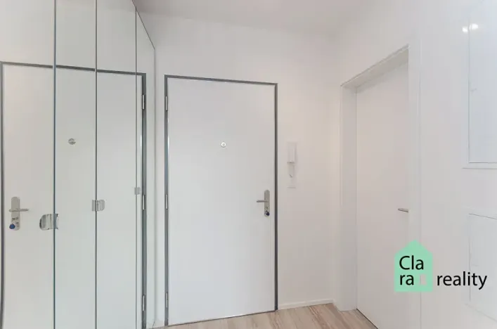 Pronájem bytu 1+kk, Praha - Vysočany, Piskáčkových, 28 m2