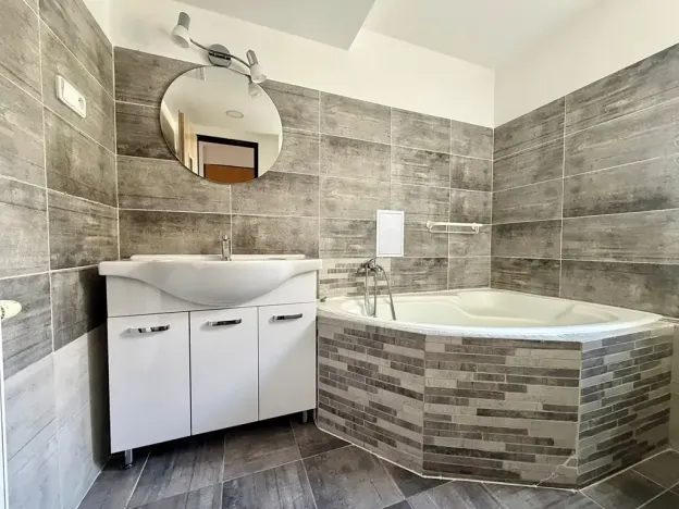 Pronájem bytu 2+1, Lovosice, Prokopa Holého, 62 m2