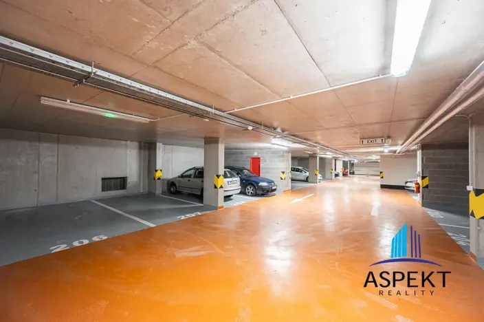 Pronájem bytu 2+kk, Praha - Hlubočepy, Ondrákové, 50 m2