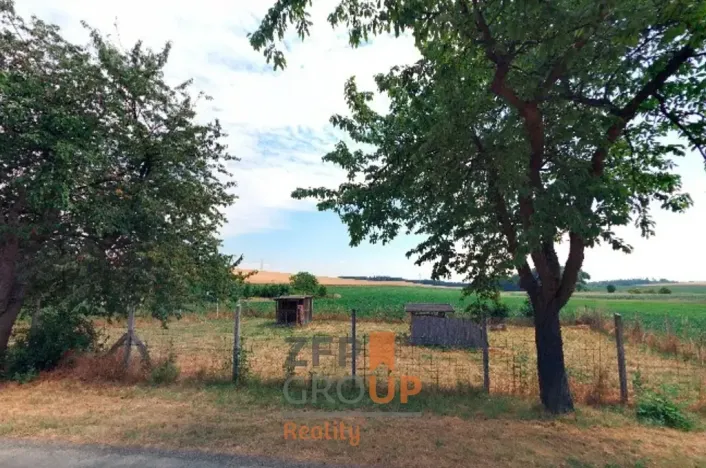 Prodej zahrady, Loučka, 647 m2