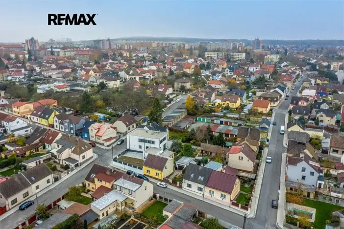 Pronájem bytu 3+kk, Kladno, Veleslavínova, 71 m2