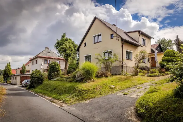 Prodej vícegeneračního domu, Stružinec, 165 m2