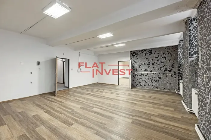 Pronájem obchodního prostoru, Praha - Vršovice, Vršovická, 233 m2