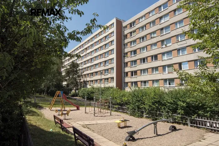 Pronájem bytu 2+kk, Praha - Nusle, Plamínkové, 40 m2