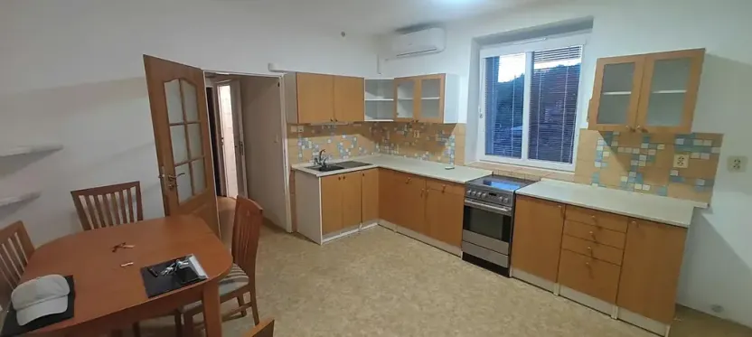 Pronájem bytu 1+1, Krhanice, 58 m2