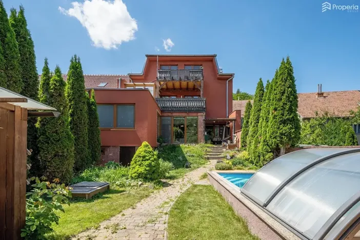 Prodej rodinného domu, Mokrá-Horákov, 365 m2