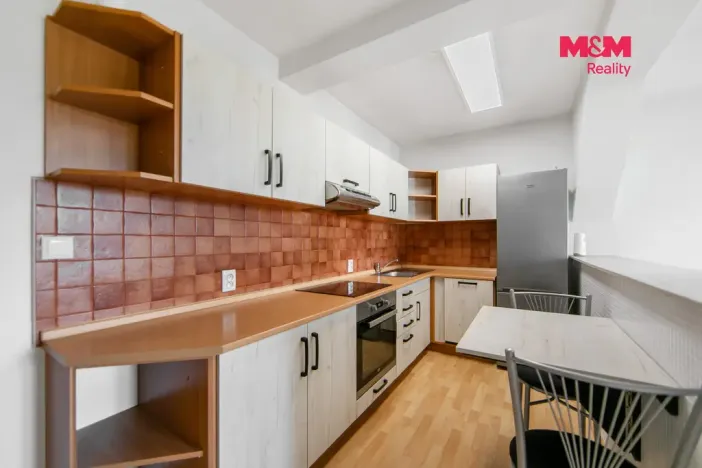 Prodej bytu 1+kk, Nýřany, Revoluční, 36 m2