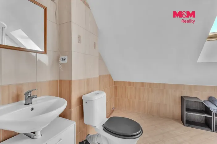 Prodej rodinného domu, Zdechovice, 201 m2
