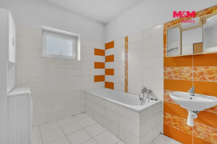 Prodej rodinného domu, Zdechovice, 201 m2