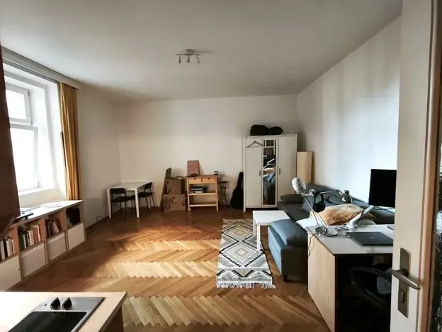 Pronájem bytu 1+kk, Praha - Vinohrady, Koperníkova, 34 m2