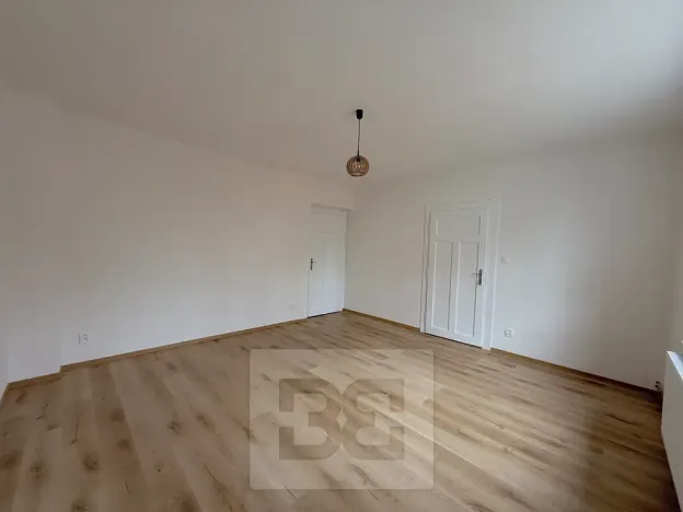 Pronájem rodinného domu, Praha - Kobylisy, Líbeznická, 170 m2