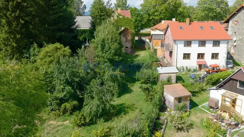 Prodej rodinného domu, Černá v Pošumaví, 190 m2