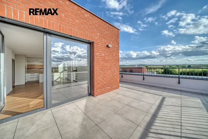Pronájem bytu 3+kk, Kolín, Zásmucká, 79 m2