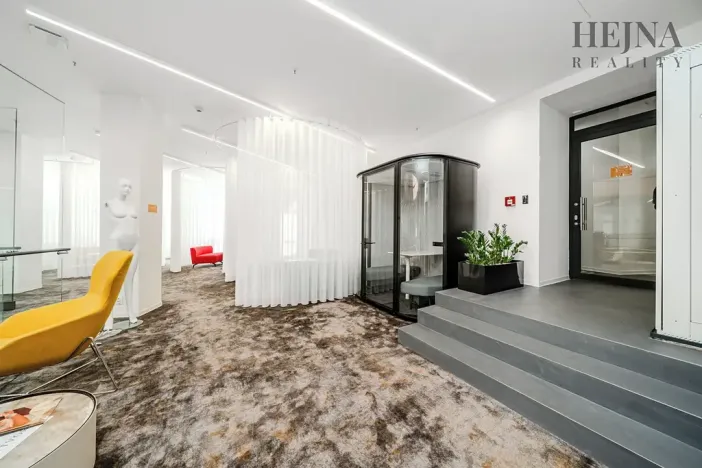 Pronájem kanceláře, Ostrava, náměstí Dr. E. Beneše, 108 m2