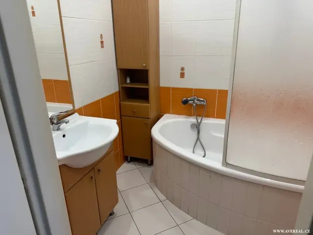 Pronájem bytu 2+1, Praha - Strašnice, Pod altánem, 71 m2