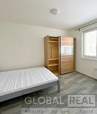 Pronájem bytu 2+kk, Lavičky, 43 m2