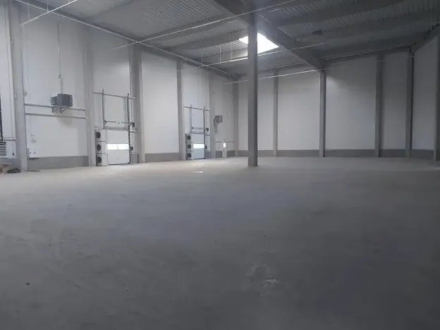 Pronájem skladu, Praha - Hostivař, U továren, 2000 m2