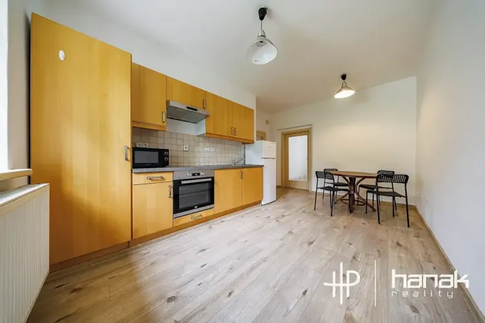 Pronájem bytu 2+1, Olomouc, Thomayerova, 58 m2
