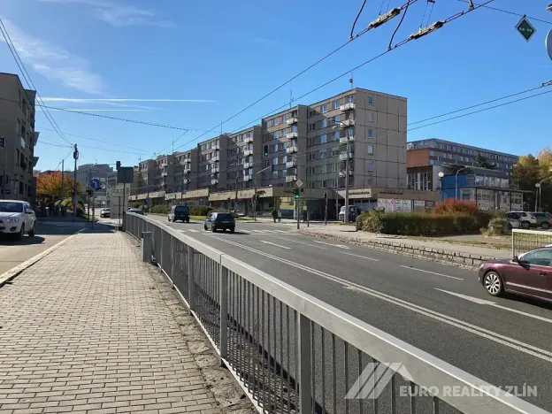 Pronájem obchodního prostoru, Zlín, Dlouhá, 86 m2