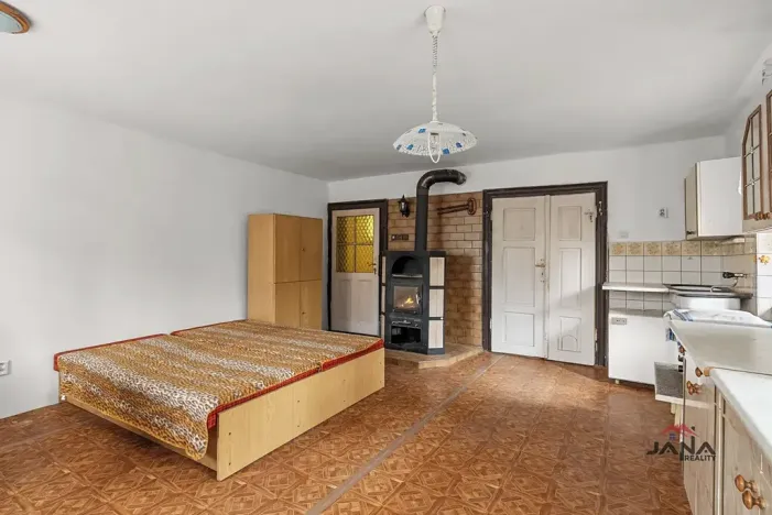 Prodej rodinného domu, Rovensko pod Troskami, Tyršova, 90 m2
