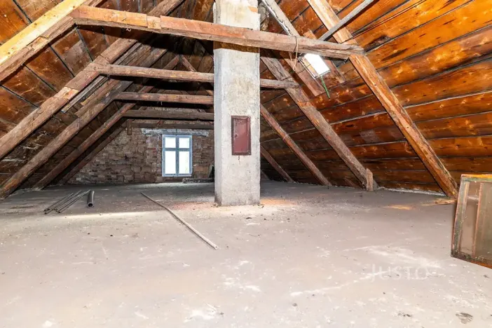 Prodej rodinného domu, Zvole, 520 m2