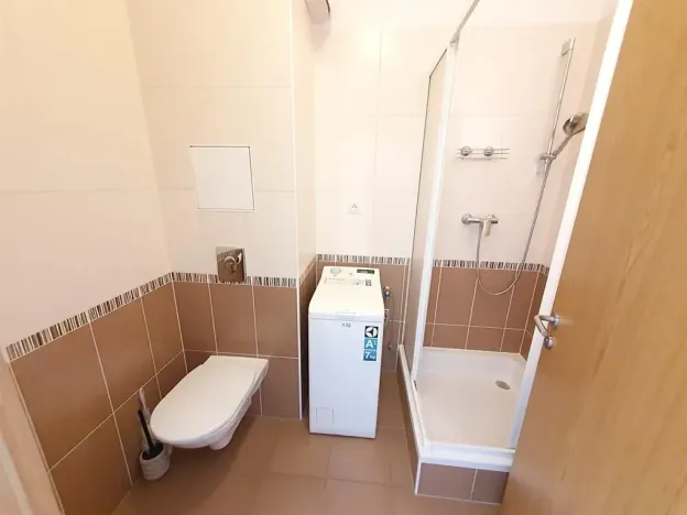 Pronájem bytu 1+kk, Praha - Záběhlice, Práčská, 34 m2