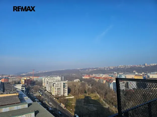 Pronájem bytu 1+kk, Praha - Vysočany, Freyova, 33 m2