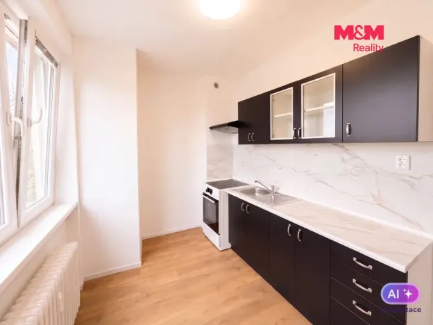 Pronájem bytu 2+1, Louny, Mírové náměstí, 58 m2